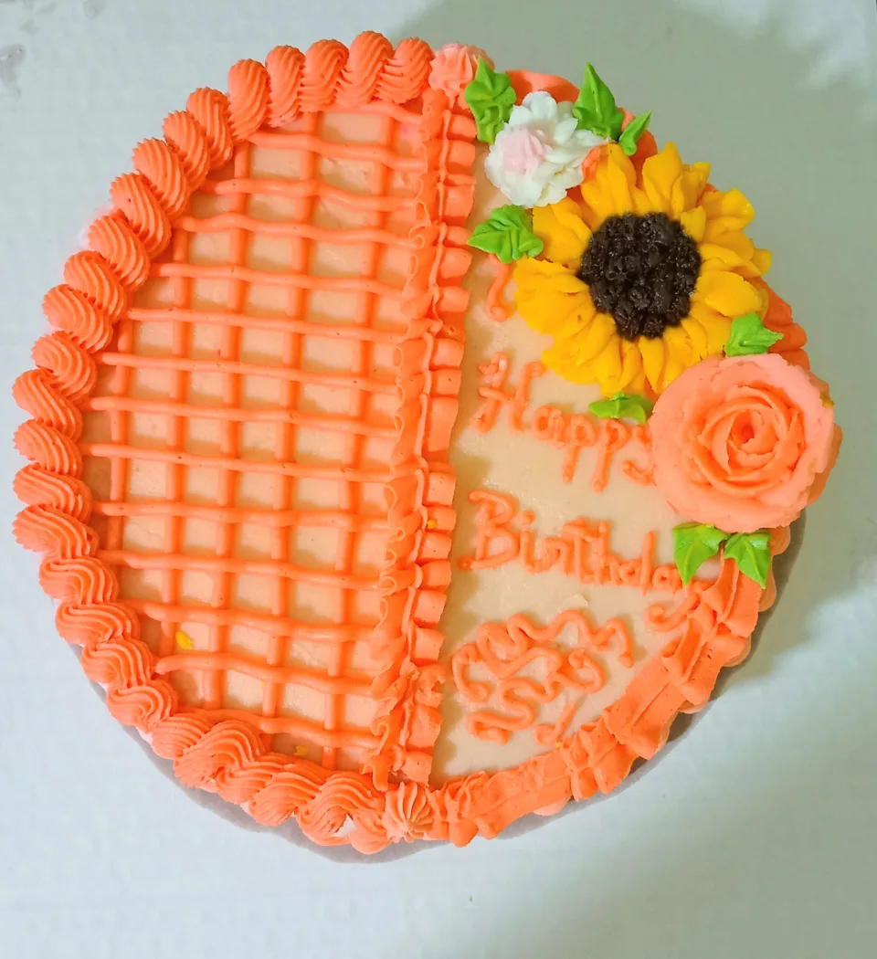 Mama J's Cupcakes - photo 2