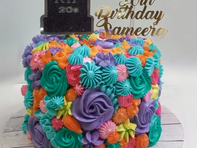 Sweet Tooth Custom Cakes - photo 17
