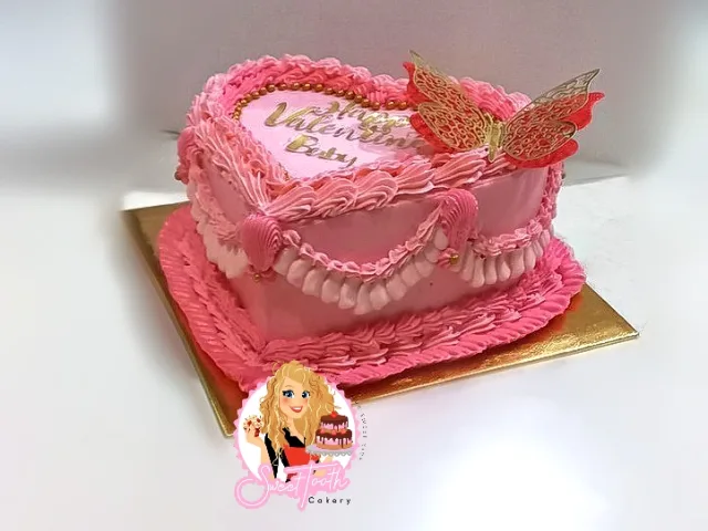 Vintage Heart Cakes