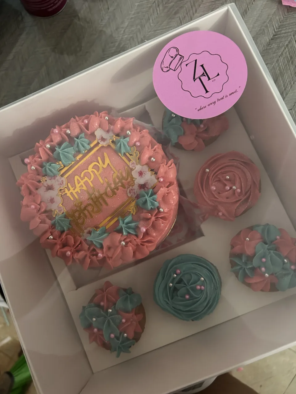 zluxetreats - photo 2